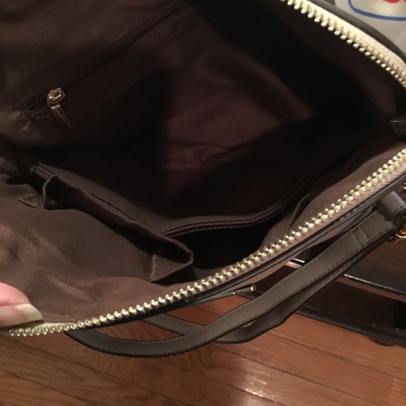 Kate Spade ♠️ Crossbody 🍀 - Picture 10 of 10